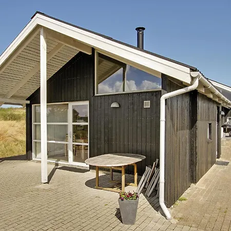 Dom wakacyjny Stunning In Saltum With Wifi Pirupshvarre